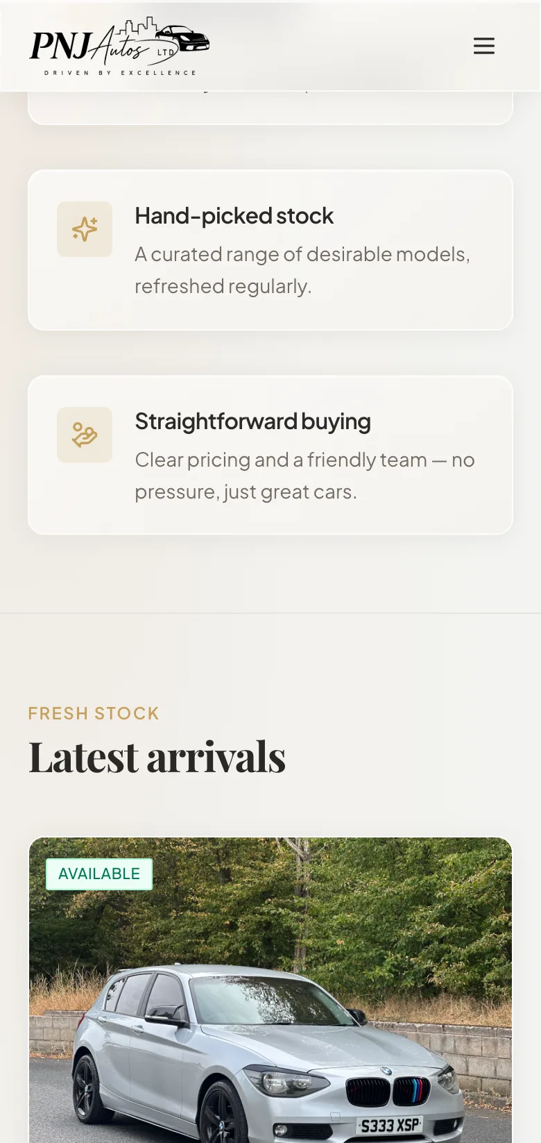 PNJ Autos homepage scrolled — lower content on mobile